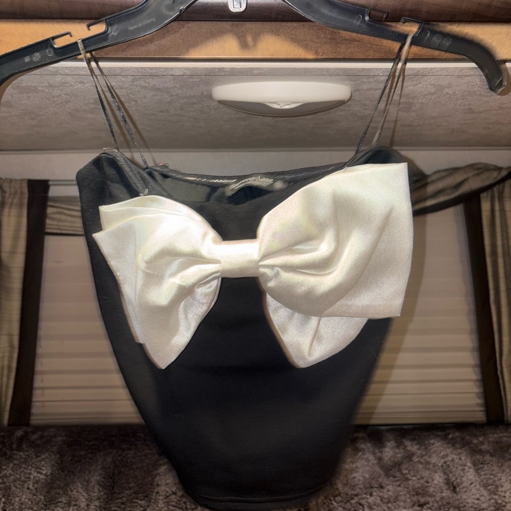 Emerson Lang Strapless Bow Top